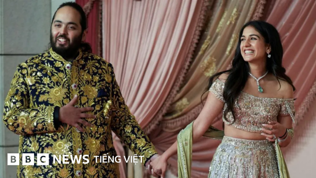 Ca sĩ nổi tiếng biểu diễn tại đám cưới sang trọng.