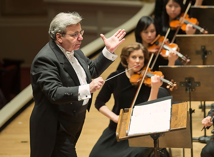 Nhạc Giao Hưởng Là Gì? Khám Phá Thế Giới Âm Thanh Hùng Tráng Và Sâu Lắng