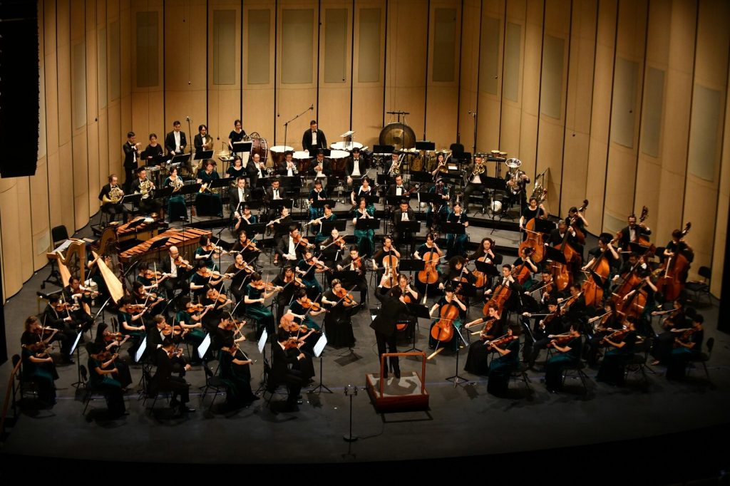 Nhạc Thính Phòng Là Gì? Khám Phá Vẻ Đẹp Tinh Hoa Của Âm Nhạc Cổ Điển