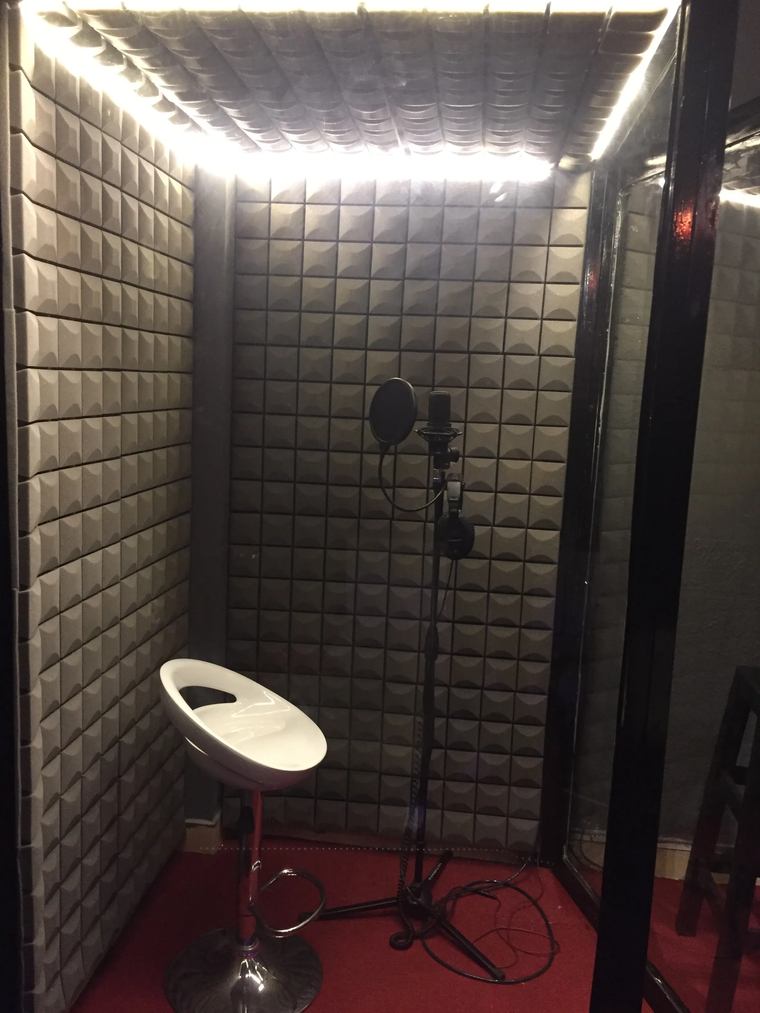 Quay MV phòng thu tại T STUDIO