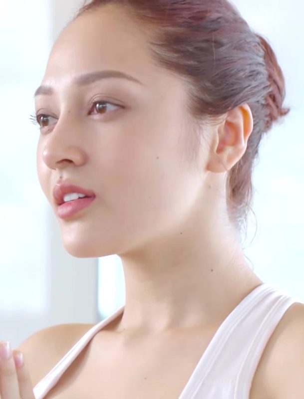 Bảo Anh Là Ai? Tiểu Sử và Sự Nghiệp Âm Nhạc Đầy Thăng Hoa
