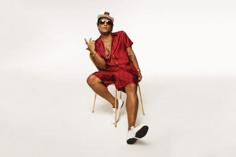 Hành Trình Âm Nhạc Của Bruno Mars: Từ Cậu Bé Hawaii Đến Siêu Sao Toàn Cầu