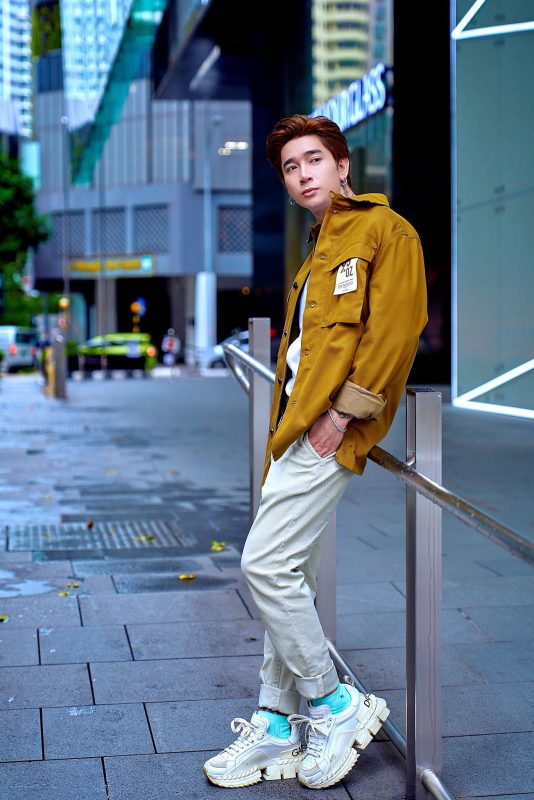 Phong Cách Âm Nhạc Đặc Trưng Của Chi Dân: Từ Ballad Đến EDM, Điều Gì Làm Nên Dấu Ấn Riêng?