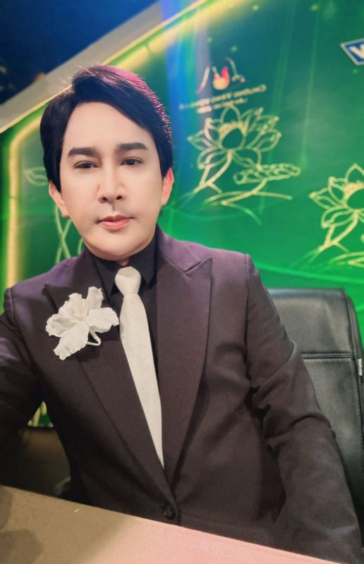 Kim Tử Long: Các Giải Thưởng Và Thành Tựu Đáng Nể Trong Sự Nghiệp