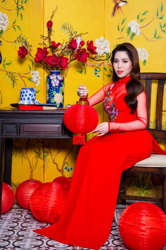 Ca Sĩ Lan Vy: Tiểu Sử, Sự Nghiệp Âm Nhạc và Đời Tư (Cập Nhật 2024)