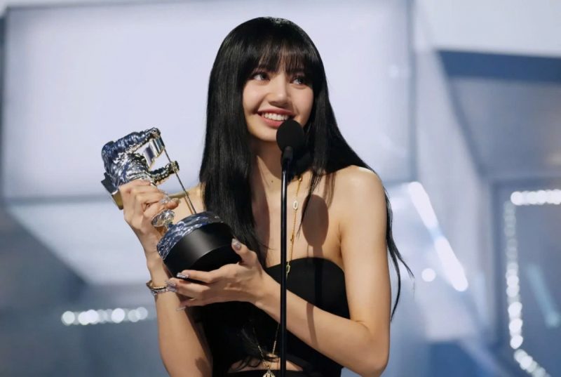 Giải Thưởng và Đề Cử Của Lisa (Blackpink): Chứng Nhận Tài Năng và Sức Hút Toàn Cầu