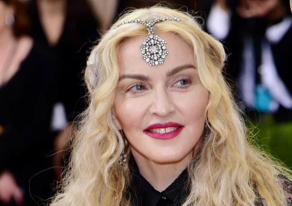 Sự nghiệp âm nhạc đỉnh cao của Madonna: Album, bài hát và những cột mốc chói lọi