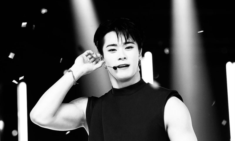 Phong Cách Âm Nhạc và Vũ Đạo Đặc Trưng của Moonbin trong ASTRO