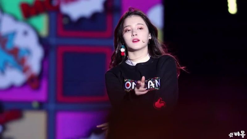 Hành trình sự nghiệp của Nancy Momoland: Từ thực tập sinh đến ngôi sao KPop