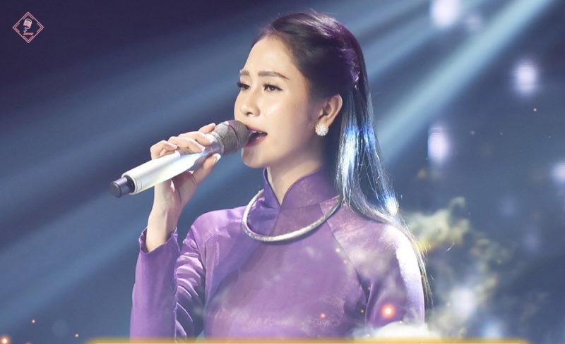 Tiểu sử Ca sĩ Phương Ý: Hành trình từ đam mê đến thành công