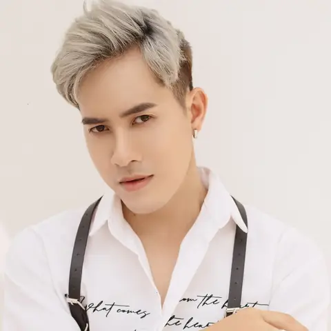 Giải Thưởng Và Thành Tựu Nổi Bật Của Ca Sĩ Thanh Hưng: Sự Ghi Nhận Cho Những Đóng Góp