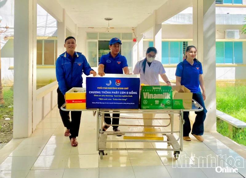 Giải Thưởng và Danh Hiệu Cao Quý Ca Sĩ Trường Hải Đã Đạt Được