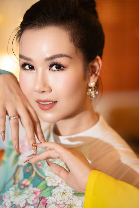 Phong Cách Âm Nhạc Đa Dạng và Dấu Ấn Riêng của Võ Hạ Trâm
