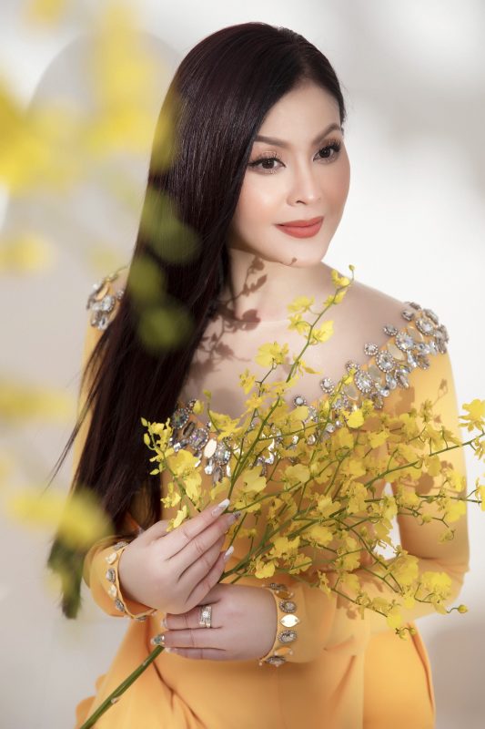Yến Vy: Sự nghiệp ca hát và những dấu ấn âm nhạc nổi bật