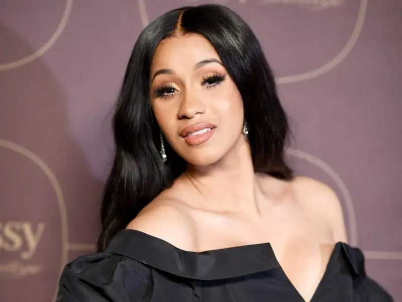 Ca Sĩ Cardi B: Sự Nghiệp, Phong Cách Thời Trang & Ảnh Hưởng Đến Hip Hop