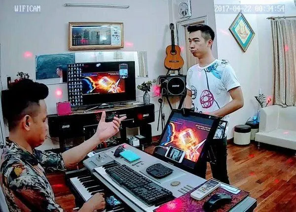 Tìm kiếm cách hát hay cho nam qua việc học hỏi từ những ca sĩ chuyên nghiệp và lựa chọn bài hát phù hợp
