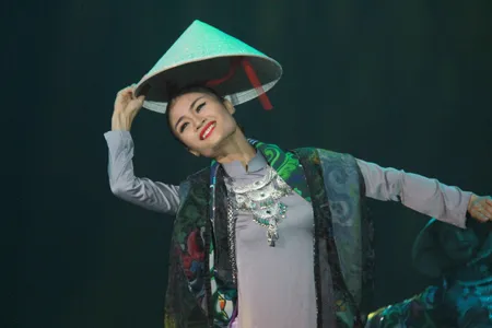 Một màn trình diễn ấn tượng khác tại Nhà hát Nghệ thuật Dân gian Á Châu
