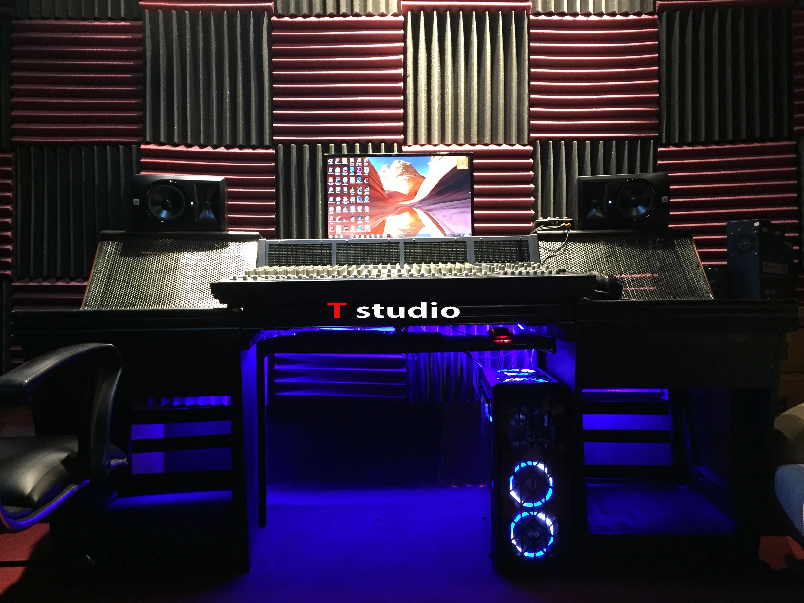 Phòng thu âm chuyên nghiệp T STUDIO