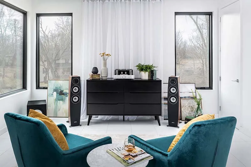 Loa Jamo C95 II phối ghép dễ dàng