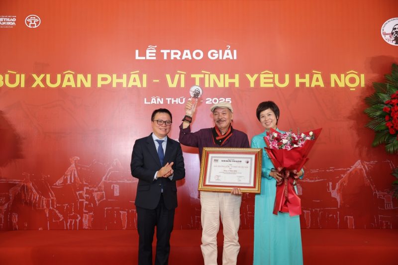 Giải thưởng, vinh danh và những cống hiến cho nền âm nhạc Việt Nam