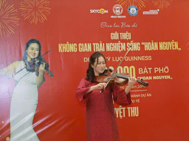 Hành trình Âm nhạc: Từ Gốc rễ Gia đình đến Tiên phong Nhạc điện tử Việt Nam