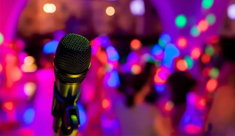 Những mẹo chọn những bài hát karaoke hay dễ hát