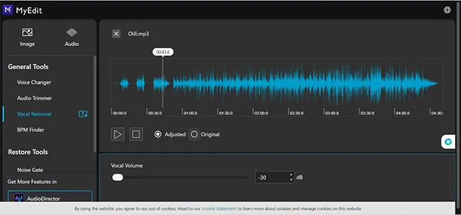Giao diện MyEdit hỗ trợ tách lời bài hát khỏi nhạc để lấy beat