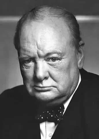Winston Churchill thời niên thiếu, lớn lên trong gia đình quý tộc nhưng thiếu thốn tình cảm, hình thành nền tảng winston churchill là ai.
