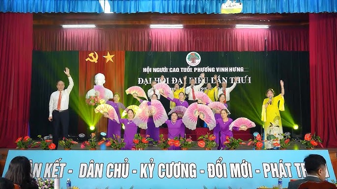 Bài Ca Người Cao Tuổi Việt Nam - Đội văn nghệ cụm Nghi Liên