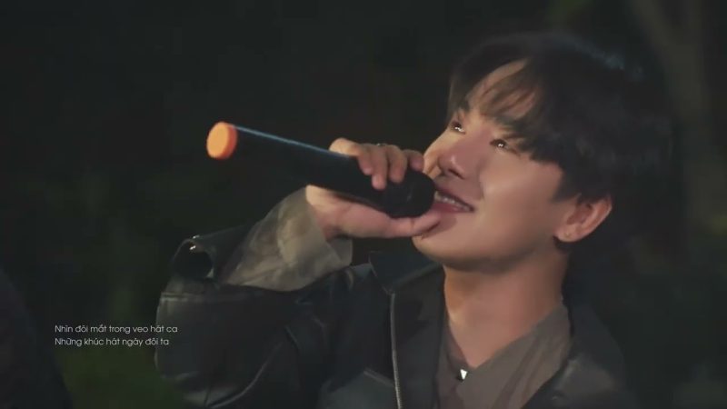 Ôm Trọn Thương Yêu - Lệ Quyên