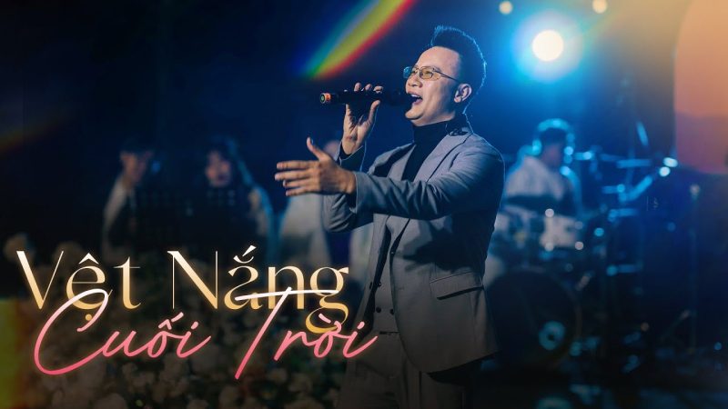 Vệt Nắng Cuối Trời - Hoàng Bách