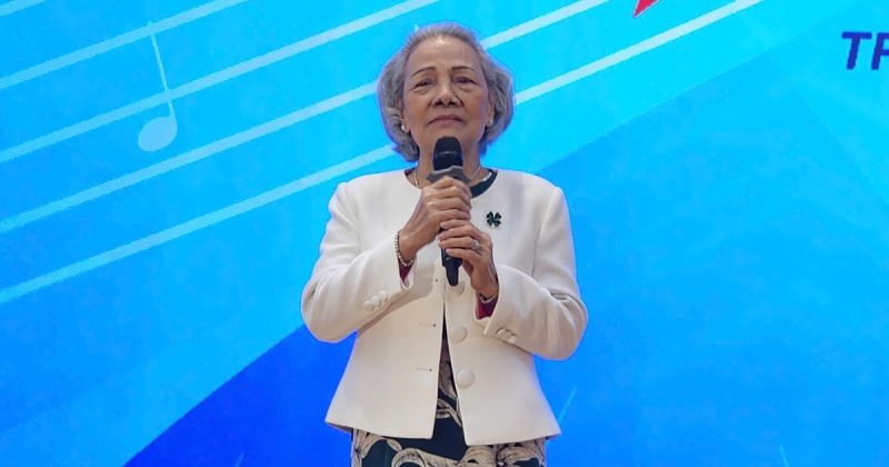 Bóng cây kơ nia - Măng Thị Hội