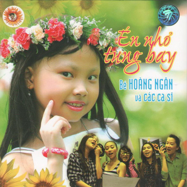 Cánh én tuổi thơ - Hoàng Ngân