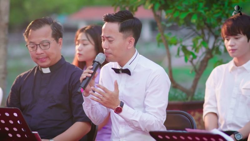 Hoa nở miền Cana - Hoàng Tiệp