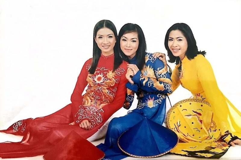 Người phụ nữ Việt Nam - Nhóm Phù Sa