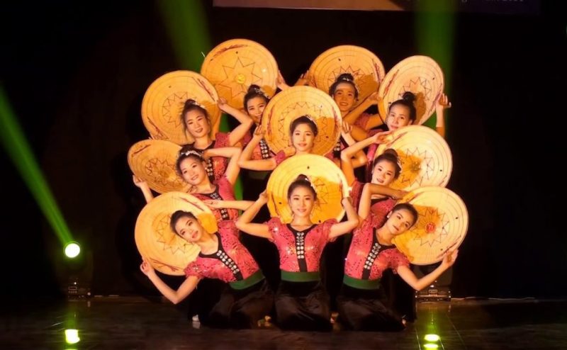 Tên: - qua những làn điệu dân ca có bản sắc riêng