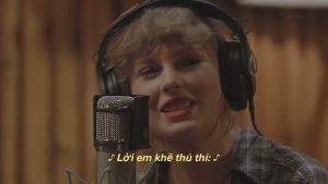 august - Taylor Swift