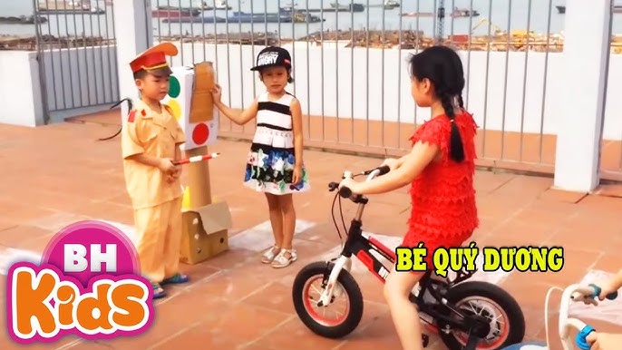 Chúng em với an toàn giao thông - Bé Quý Dương và nhiều ca sĩ nhí khác