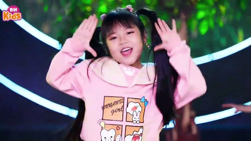 Dậy Đi Thôi - Bé Minh Vy