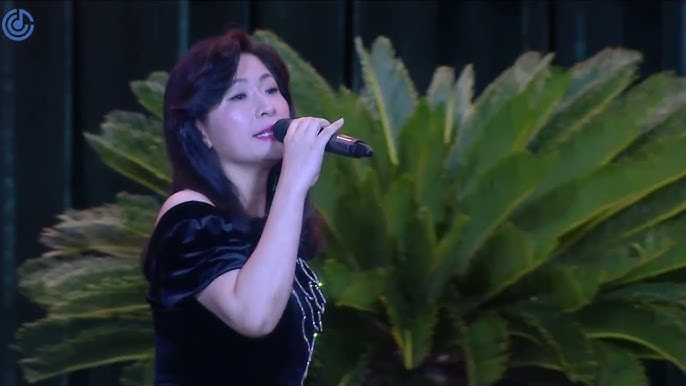 Những bàn chân lặng lẽ - Thùy Dung