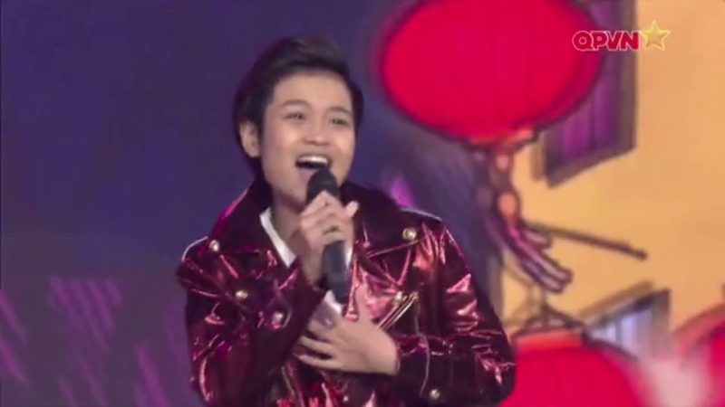 Ông trăng miệng cười - Nhật Minh