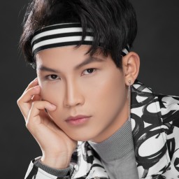 Trách Thân - Tiêu Minh Phụng