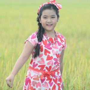 Em Bé Khỏe Em Bé Ngoan - Bé Minh Thu