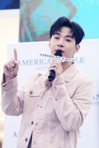 It - Henry Lau