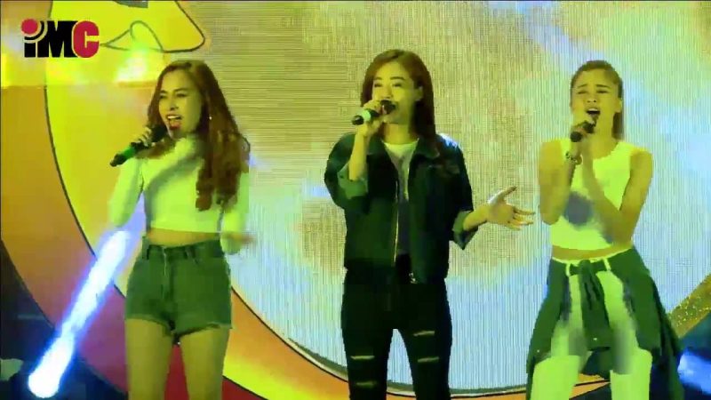 Rock Vầng Trăng - Mắt Ngọc