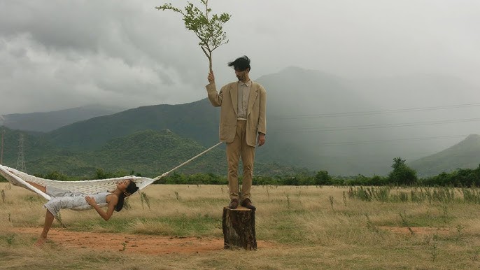 Trốn Tìm - Đen